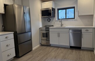 8 FRIEND ST