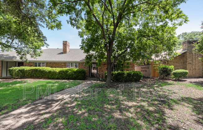 2130 TEAKWOOD LN