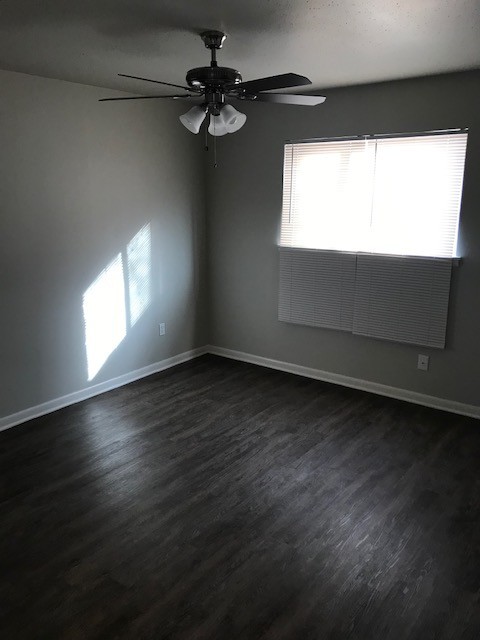 2 beds, 1 bath, 728 sqft, $825, Unit D1