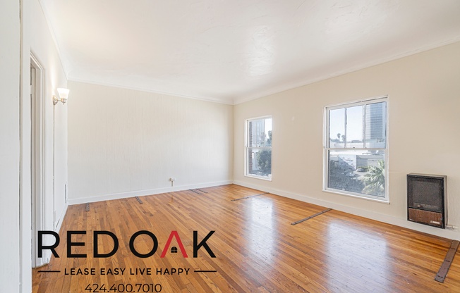 657 S Cochran Ave