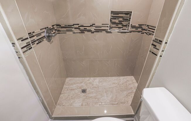 3 beds, 2 baths, $2,045