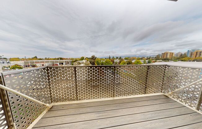 2 beds, 1 bath, 850 sqft, $2,745, Unit 411