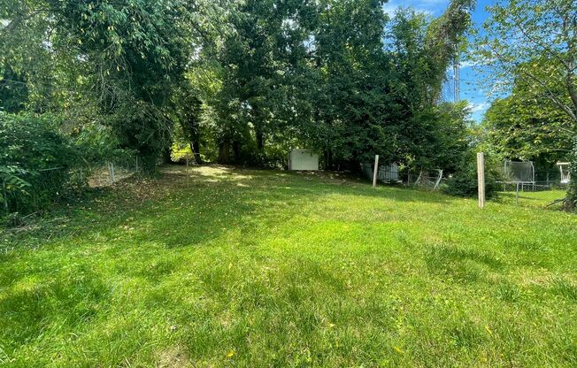 Radford 2 Br/1 Ba, Available Jan. 2nd