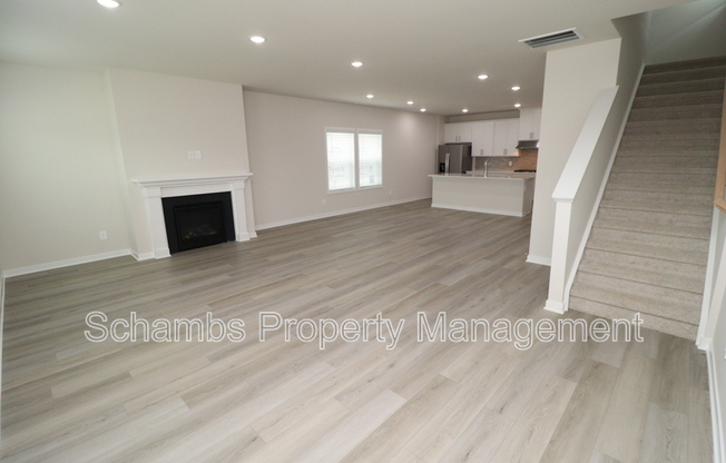 4121 HAZEL BR WAY