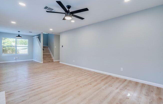 13808 LOTHIAN DR
