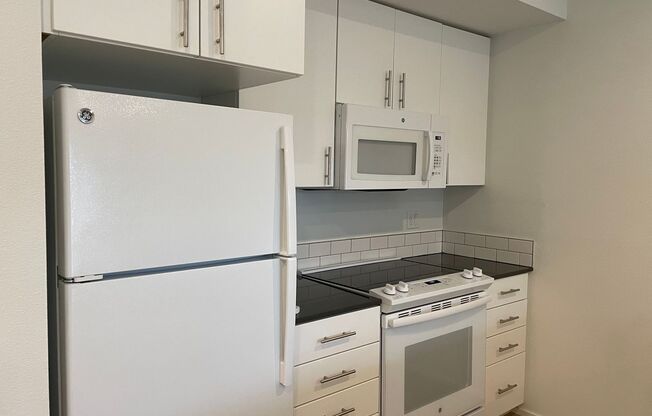 1 bed, 1 bath, 533 sqft, $1,498, Unit 201