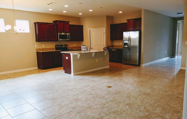 Gorgeous 4-Bedroom, 2-Bathroom  Home in Winter Haven (BRAND NEW CONSTRUCTION/NEVER LIVED IN)