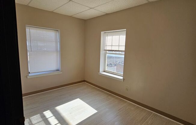 1 bed, 1 bath, 600 sqft, $550, Unit 503