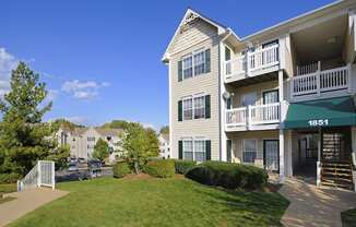 Summerland Heights Apartments in Woodbridge, VA