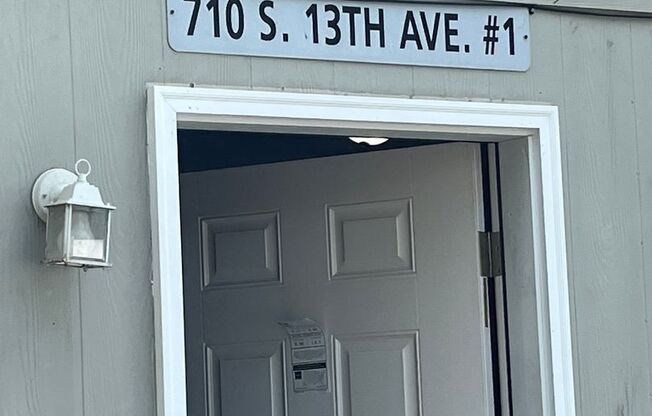 710 S 13th Ave