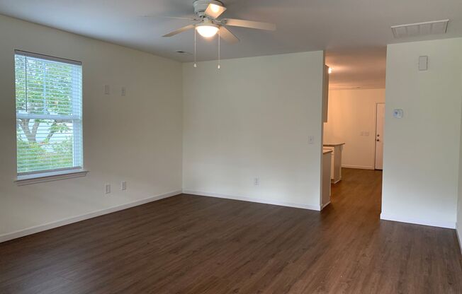 Newer Home in Great Central Location! 109 Avondale Avenue: Available Now!