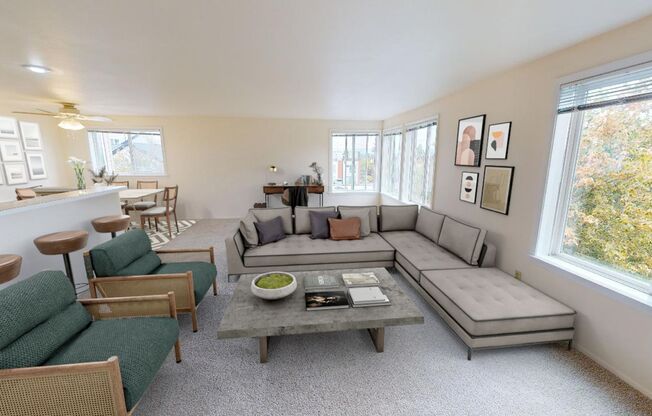 4459-UPPER FREMONT CLOSE TO WOODLAND PARK ZOO