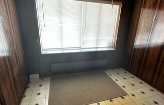 3 beds, 1 bath, $1,700