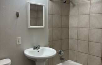 2 beds, 1 bath, $1,450, Unit Alcott 5