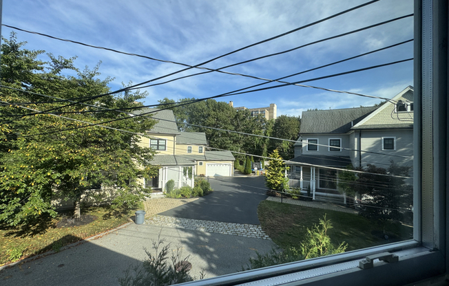 19 BEECHER TERRACE