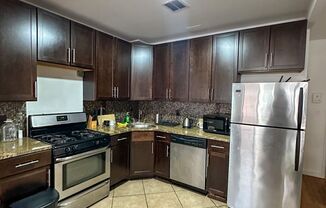 2 beds, 1 bath, $4,250, Unit 506