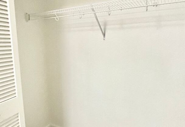 1 bed, 1 bath, 465 sqft, $1,325, Unit 111