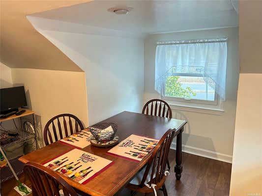 1 bed, 1 bath, $2,100