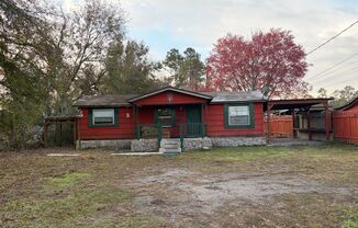 Sweet Country meets the City on this 3/1 Lot!
