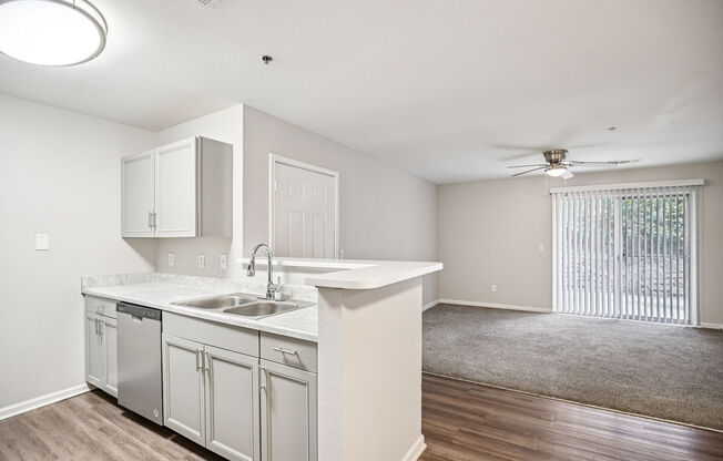 3 beds, 2 baths, 1,150 sqft, $1,599