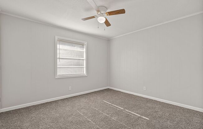 2 beds, 1 bath, 850 sqft, $850, Unit B2