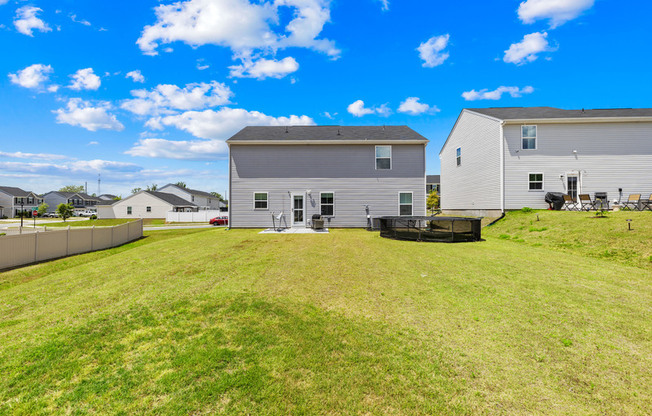 110 WEYMOUTH AVE