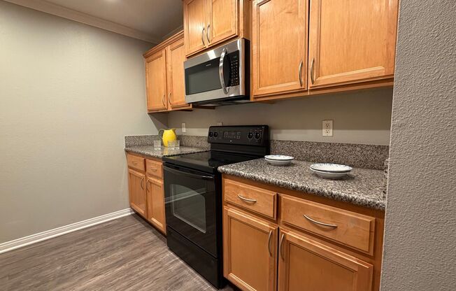 3 beds, 2 baths, 1,166 sqft, $3,195, Unit 1407