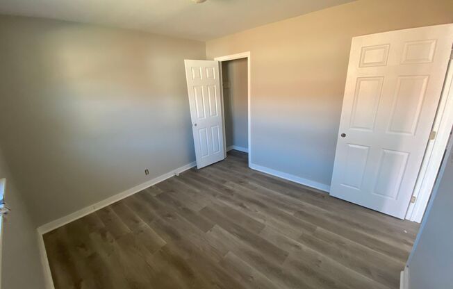 2 beds, 1 bath, 700 sqft, $1,495