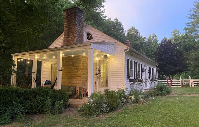 Cottage style home in Goshen