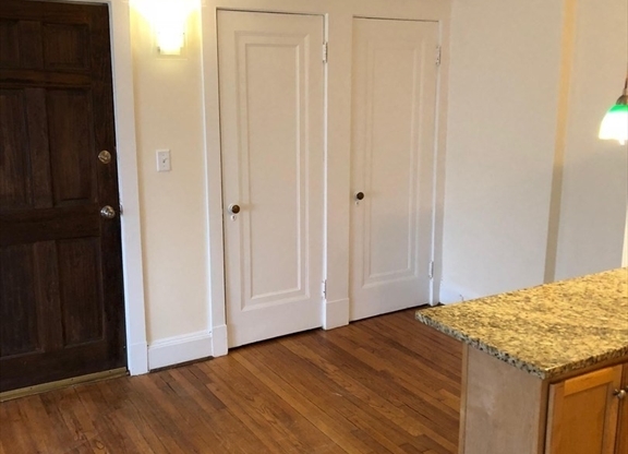 1 bed, 1 bath, 500 sqft, $1,825, Unit 1