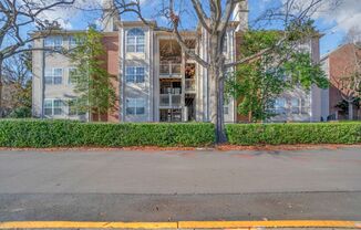 2 Bed 2 Bath Condo for Rent in Norfolk!