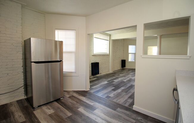 1 bed, 1 bath, 1,181 sqft, $2,145, Unit 304