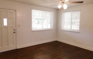 3 beds, 1 bath, $1,495