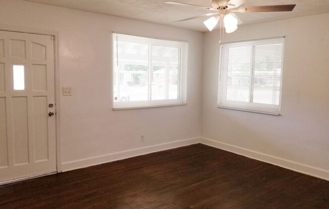 3 beds, 1 bath, $1,495