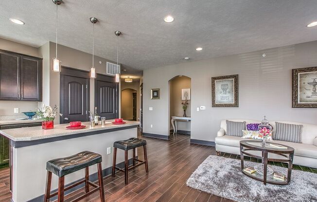 2 beds, 2 baths, 894 sqft, $1,795, Unit C - 1011 Unit 308 - B1234 - Special Closet