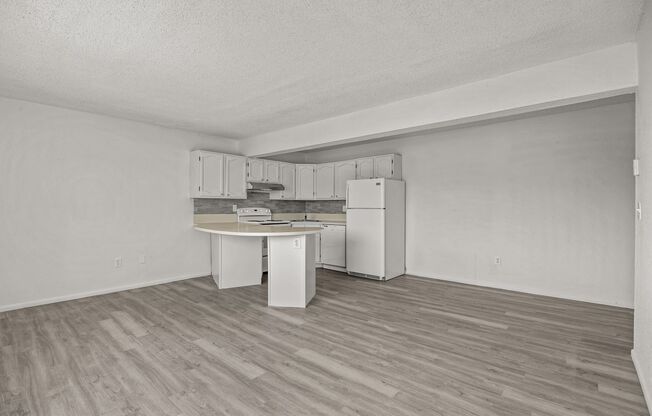 1 bed, 1 bath, 600 sqft, $1,100, Unit B-20