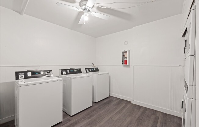 1301 W BEN WHITE BLVD