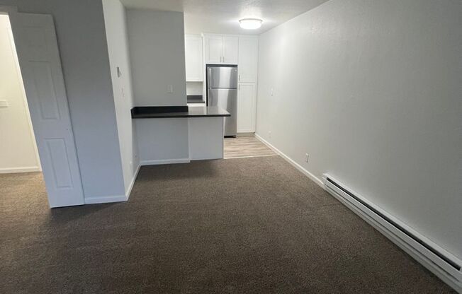 Studio, 1 bath, 380 sqft, $2,225, Unit 777-221