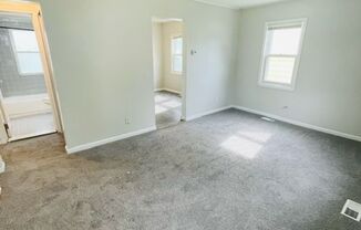 2 beds, 1 bath, $1,150