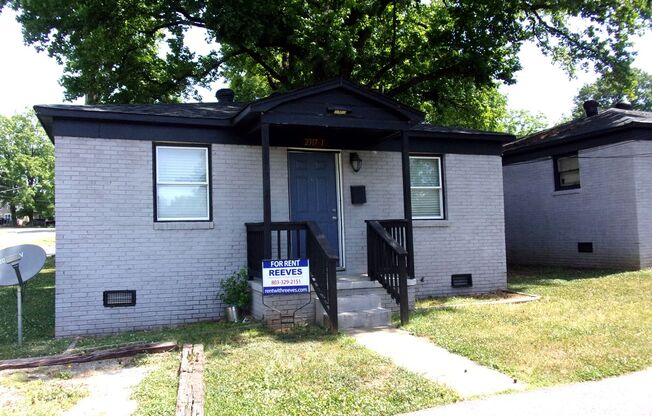 2 Bedroom 1 Bath Home Minutes from Uptown Charlotte