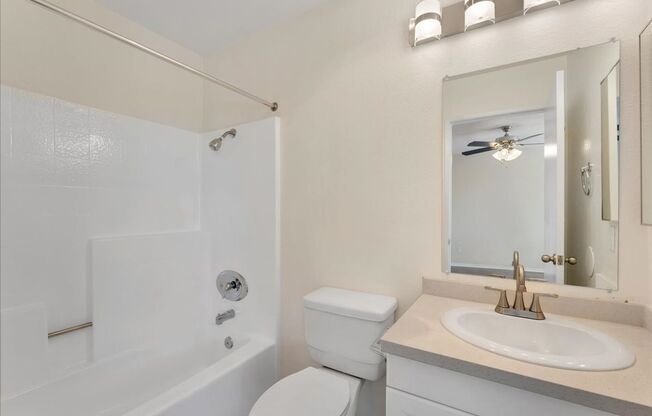 2 beds, 2 baths, 1,100 sqft, $2,450, Unit 202