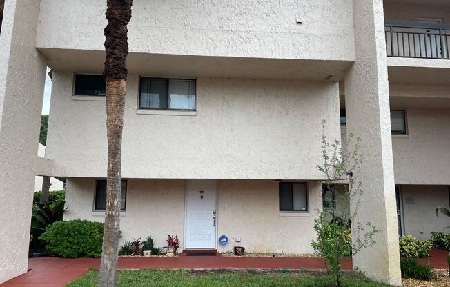 FULLY FURNISHED 3 Bed/2.5 Bath Condo at Carmel by the Lake AVAILABLE APRIL 1st!