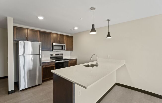 2 beds, 1 bath, 908 sqft, $1,325, Unit #301