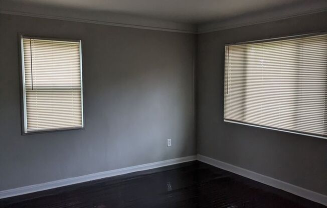 2 beds, 1 bath, $949