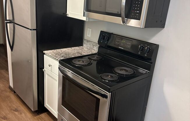 1 bed, 1 bath, 630 sqft, $879, Unit Unit 101