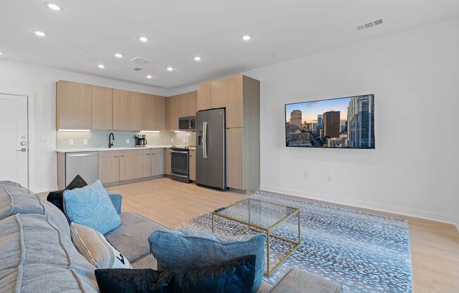 1 bed, 1 bath, 625 sqft, $1,395, Unit 203
