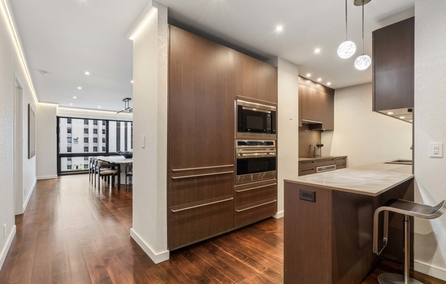2 beds, 2.5 baths, 2,222 sqft, $25,000, Unit 34EF