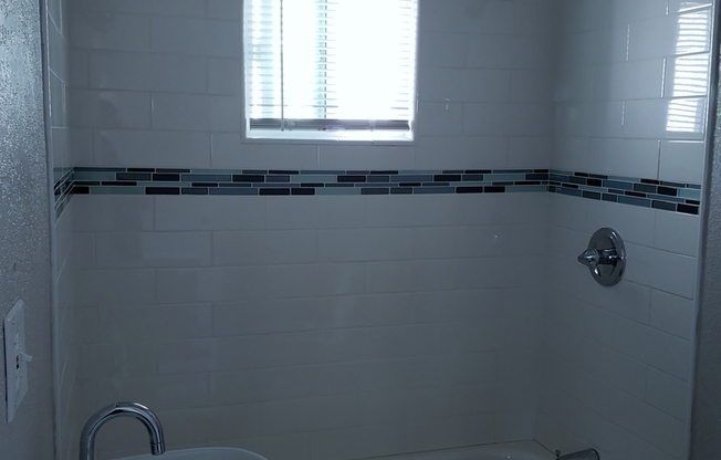 Studio, 1 bath, $1,595, Unit 3004