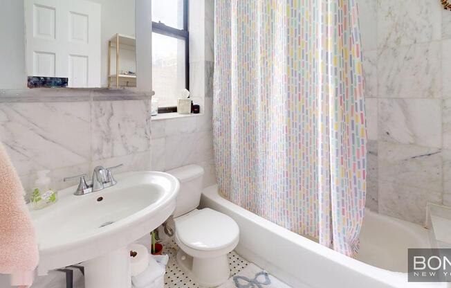 1 bed, 1 bath, $4,150, Unit 83