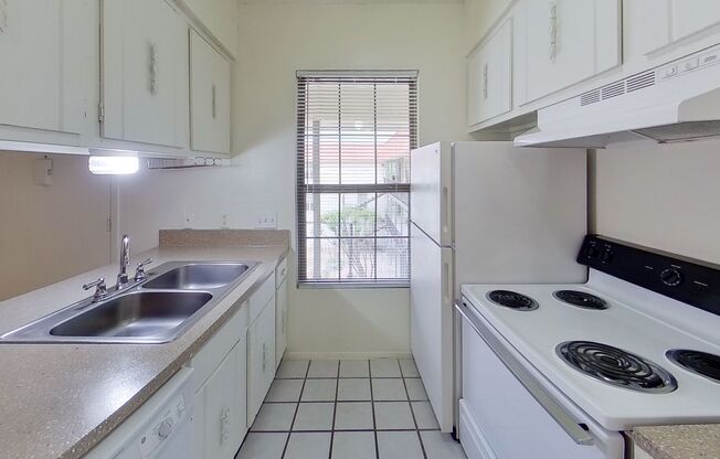1 bed, 1 bath, 650 sqft, $1,289, Unit SUX-317